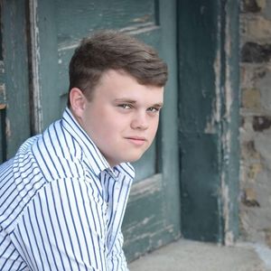 Meet your Posher, Brady